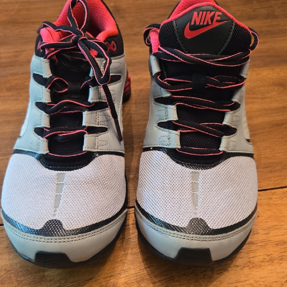 Nike Women's Gray and Pink Shox Athletic Sneakers - Picture 2 of 16